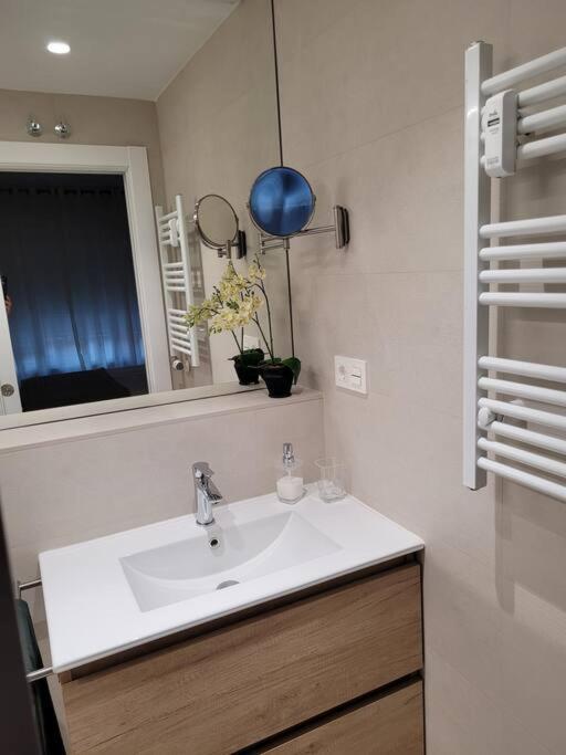 Apartamento Azabache Zaragoza Exterior foto