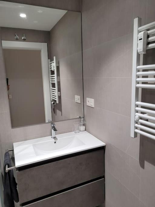 Apartamento Azabache Zaragoza Exterior foto